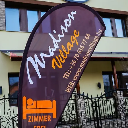 Frühstückspension Madison Village 4*