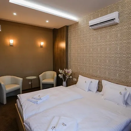 Bed & Breakfast Madison Village