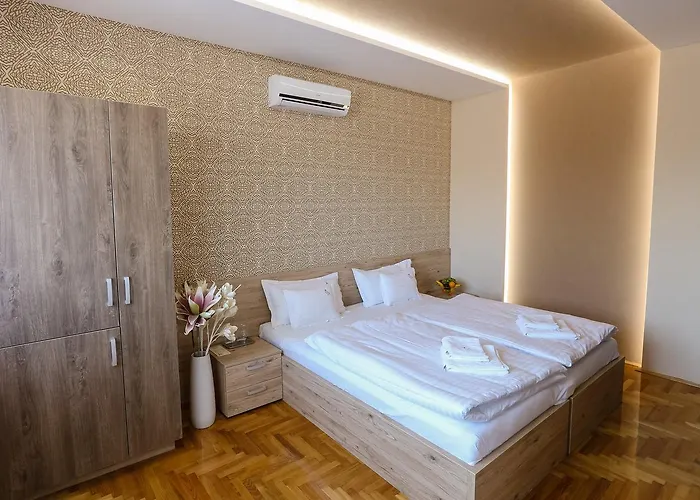 Madison Village فندق مبيت وإفطار كيسفاردا