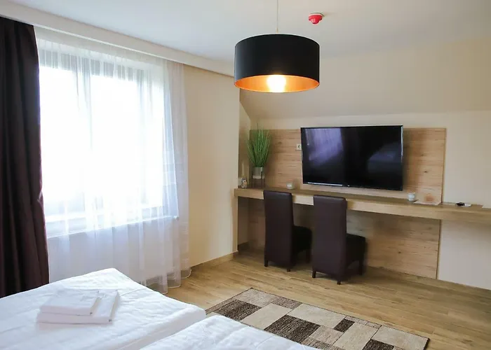 فندق مبيت وإفطار Madison Village 4*